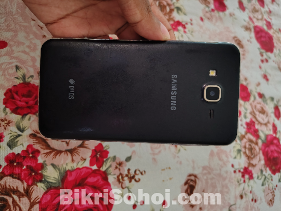 Samsung galaxy j7